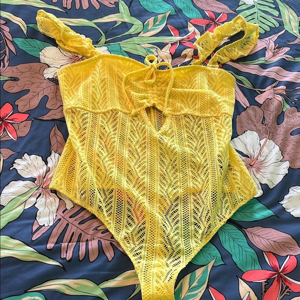 Yellow lace thong bodysuit with ruffled lace straps new